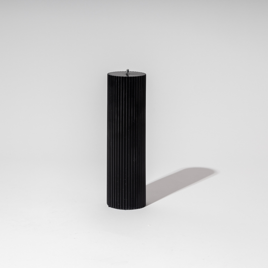 Ribbed Column Candle - Black 20x6cm