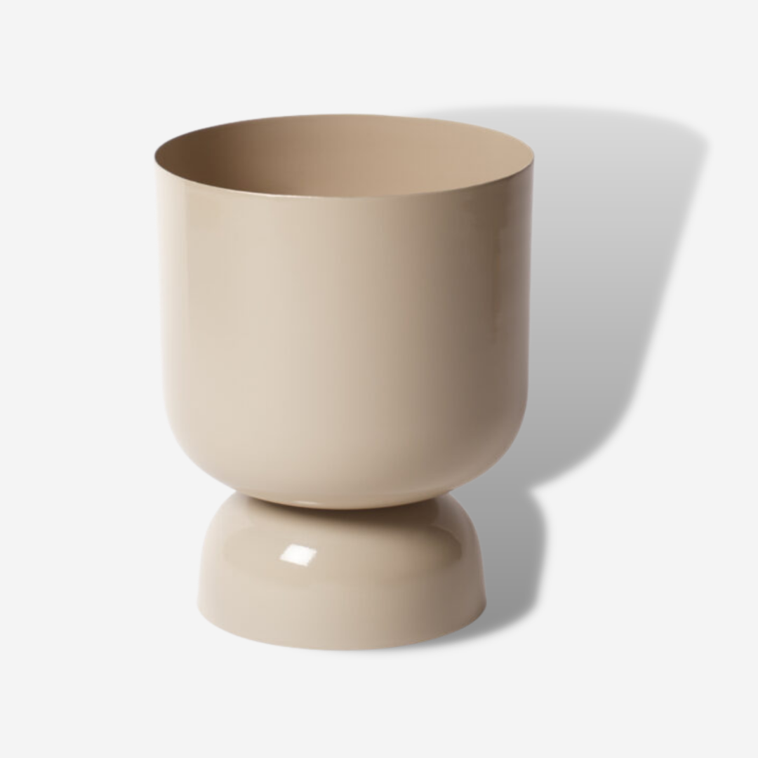 Load image into Gallery viewer, Goblet Planter A - Sand